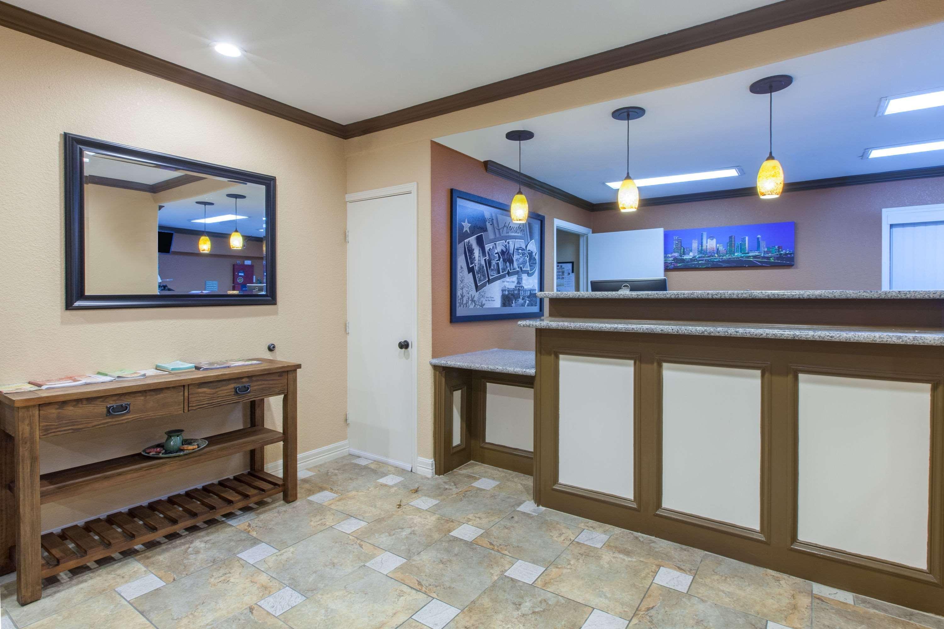 Super 8 By Wyndham Houston/Willowbrook Hwy 249 Ngoại thất bức ảnh