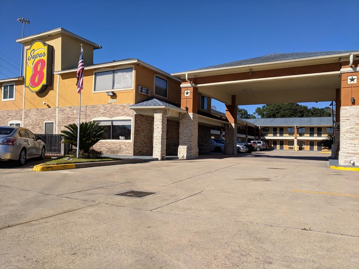 Super 8 By Wyndham Houston/Willowbrook Hwy 249 Ngoại thất bức ảnh