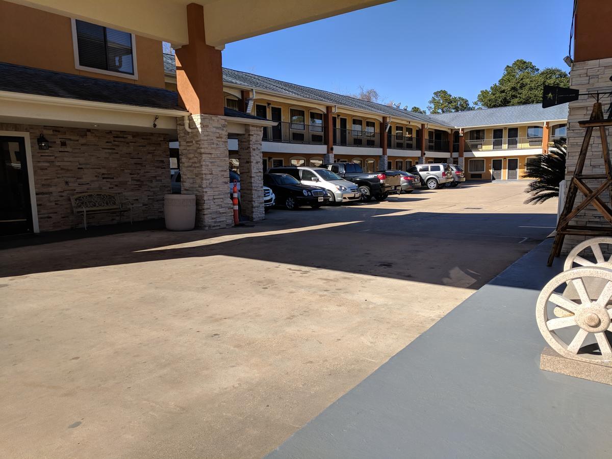 Super 8 By Wyndham Houston/Willowbrook Hwy 249 Ngoại thất bức ảnh