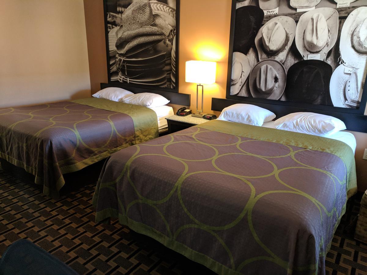 Super 8 By Wyndham Houston/Willowbrook Hwy 249 Ngoại thất bức ảnh